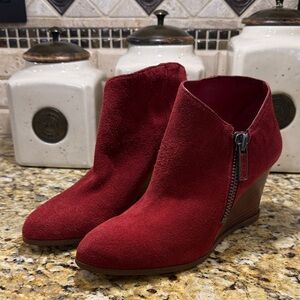 1. State Kaleb ankle boot